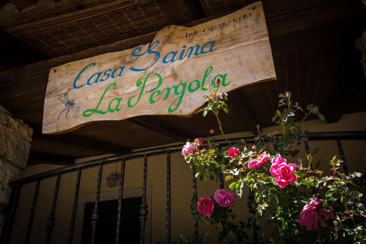Apartments Casa Saina ロヴィニ エクステリア 写真