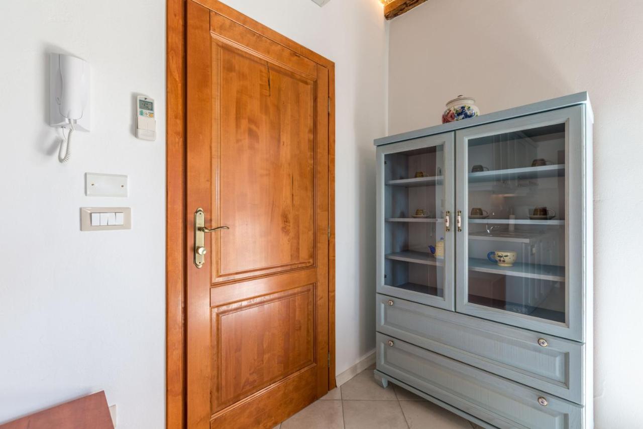 Apartments Casa Saina ロヴィニ エクステリア 写真